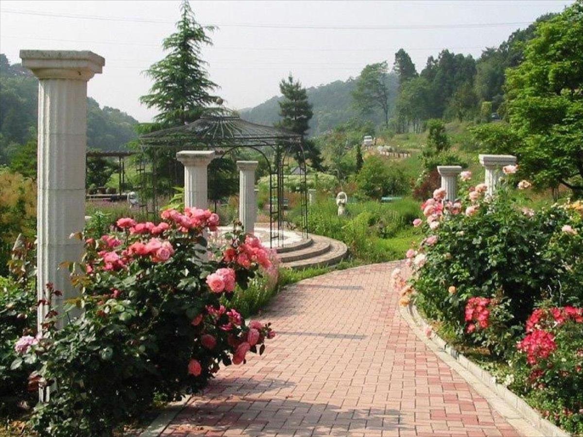 Rokugatsu-No-Mori Auberge Сано Екстер'єр фото